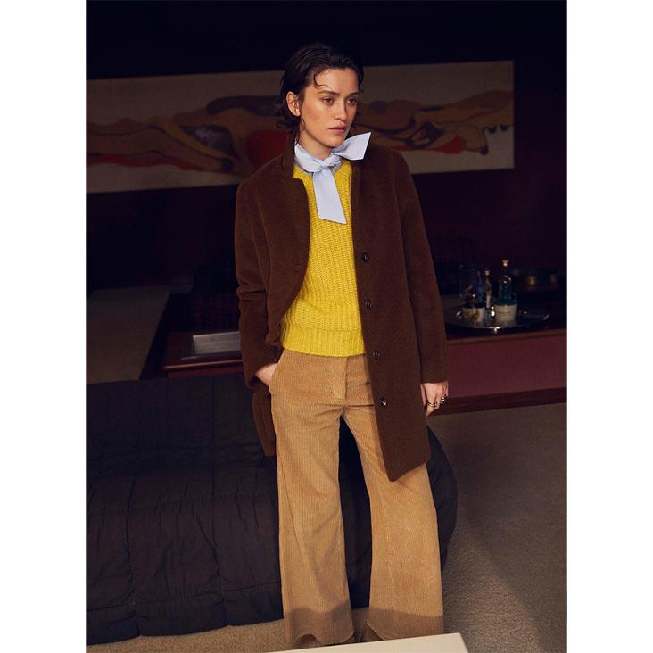 Coat hazelnut